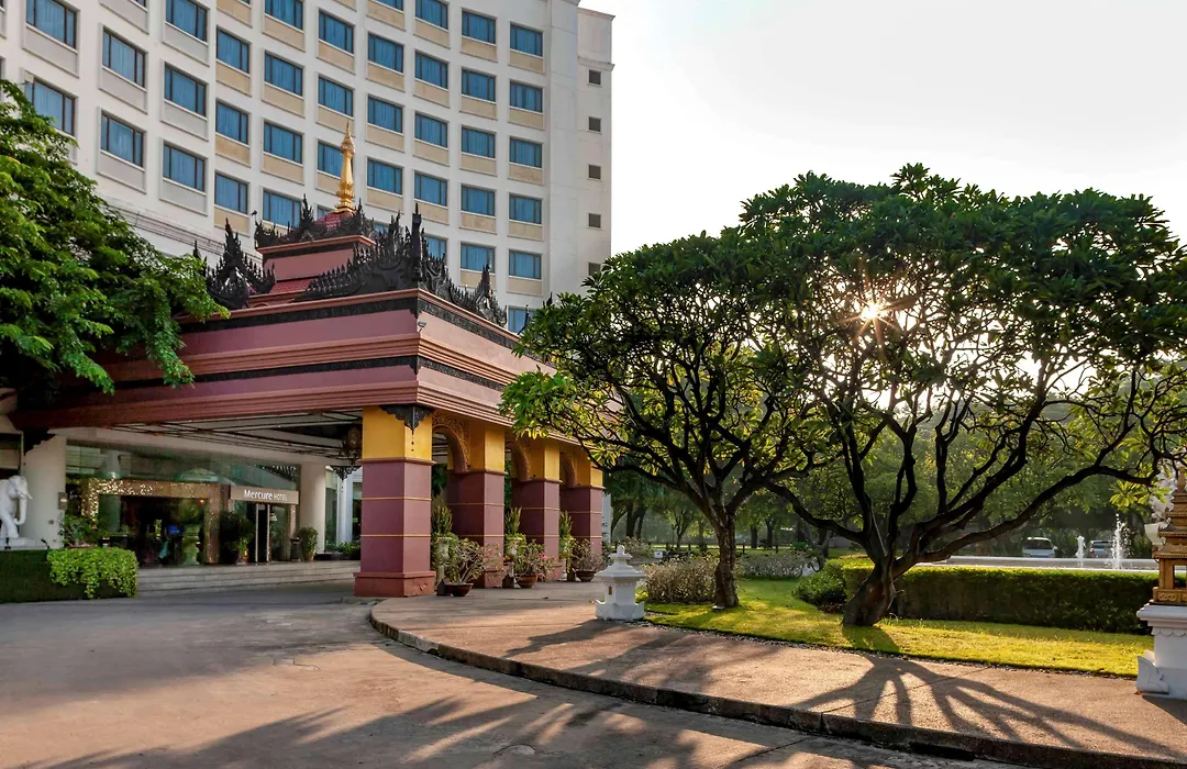 Mercure Mandalay Hill Resort-1