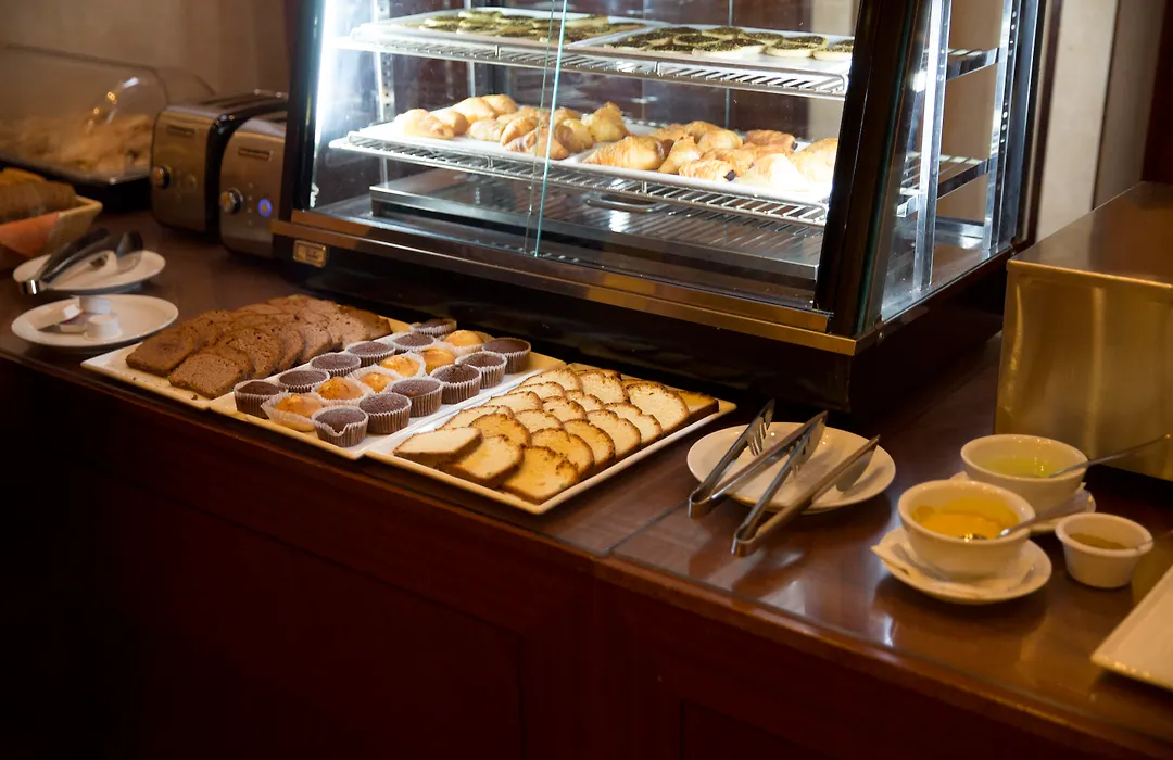 The Mayflower Hotel-1