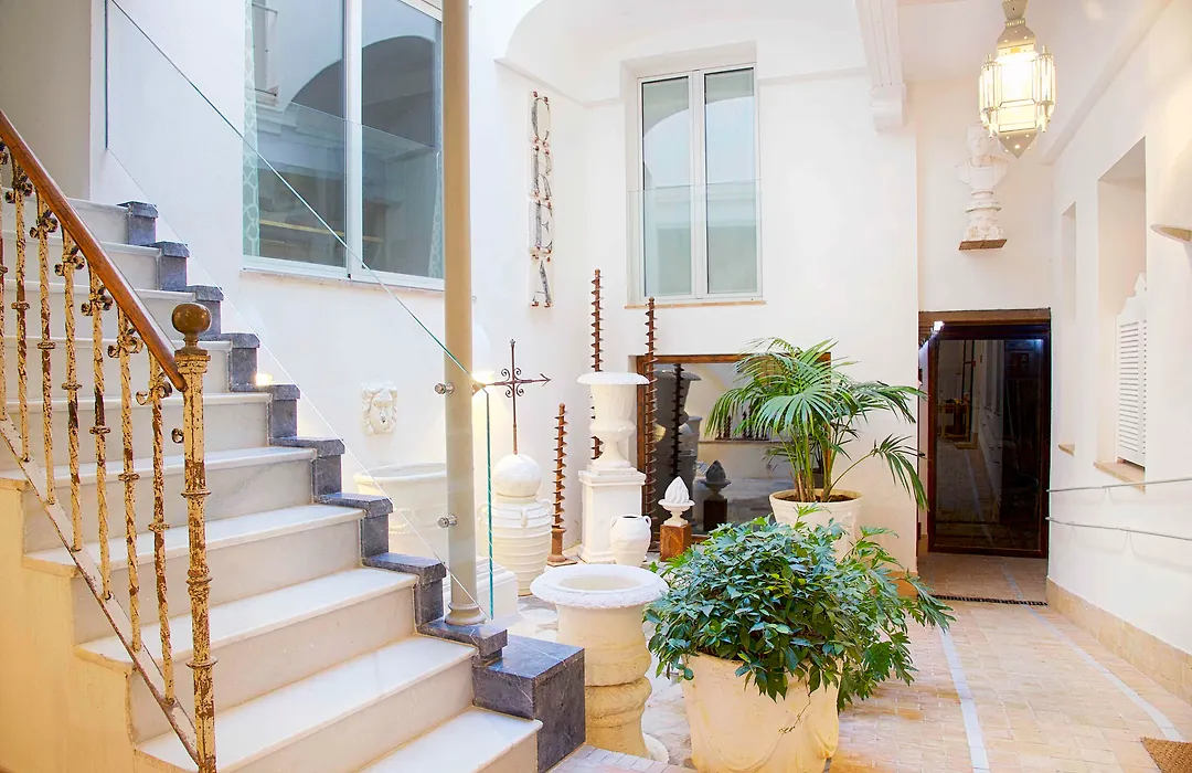 Overland Suites Catedral-1