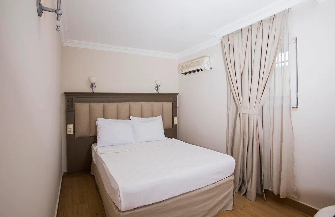 Moonshine Hotel & Suites-1