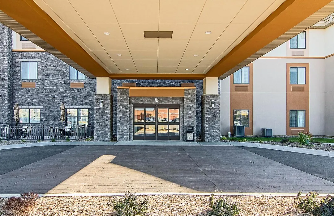 Sleep Inn & Suites West-Near Medical Center-1