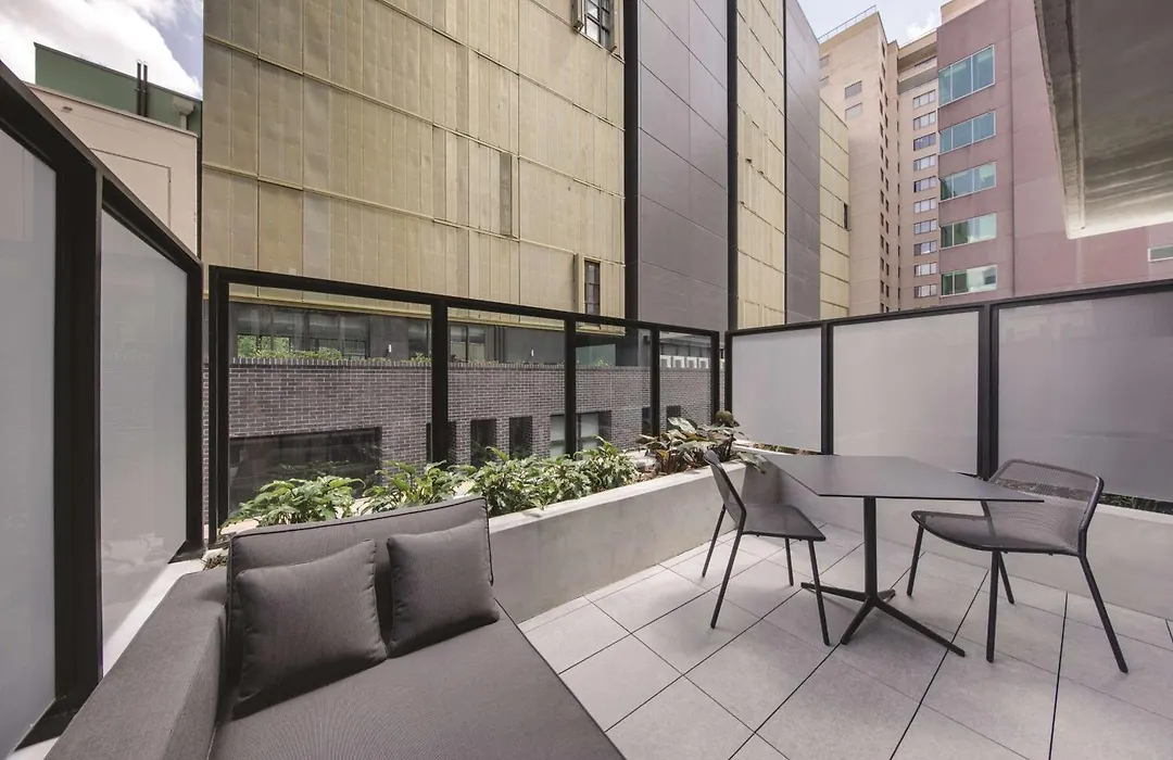 Vibe Hotel Sydney Darling Harbour-1