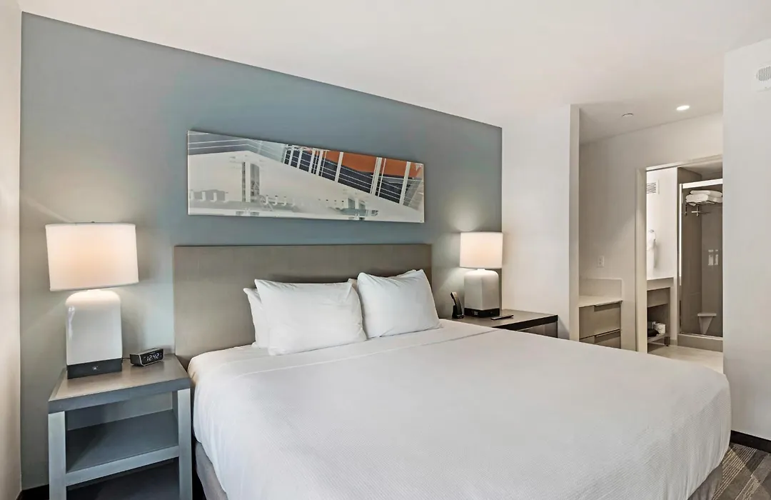 Hyatt House La - University Medical Center-1