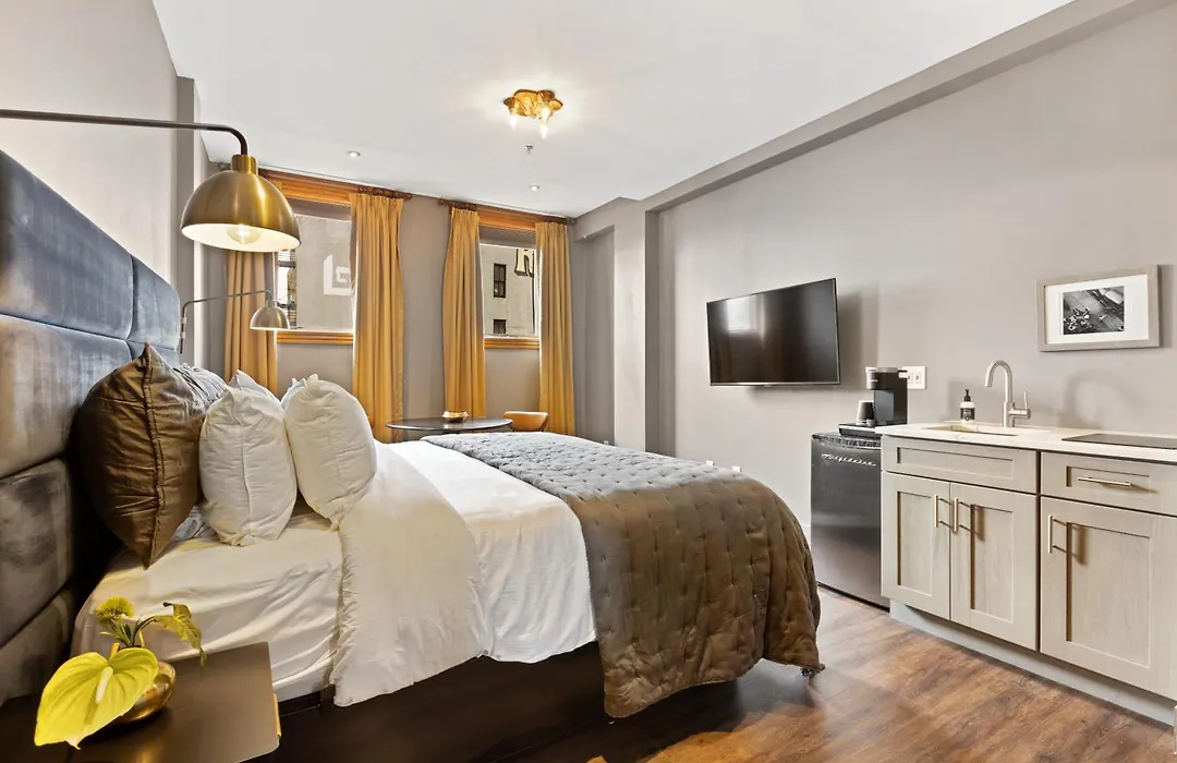 The Historic Blue Moon Hotel - Nyc-1