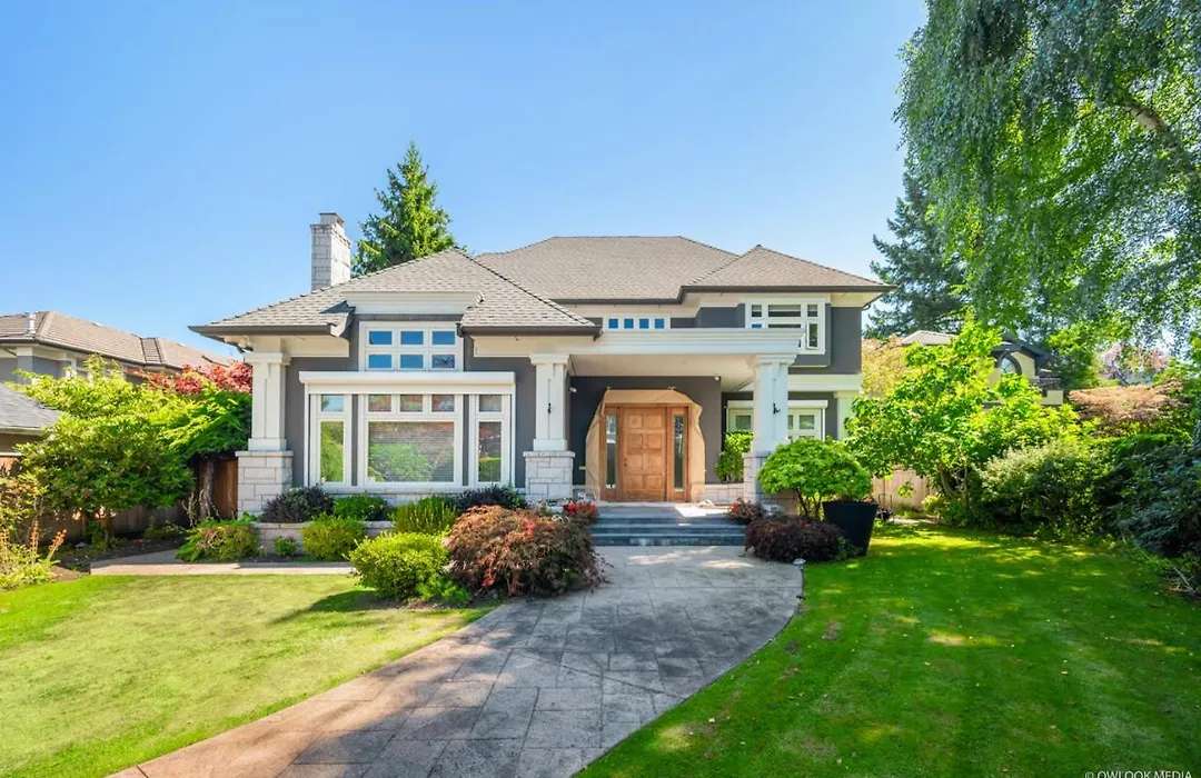 Cozy 3-Bedroom Home In Vancouver-1