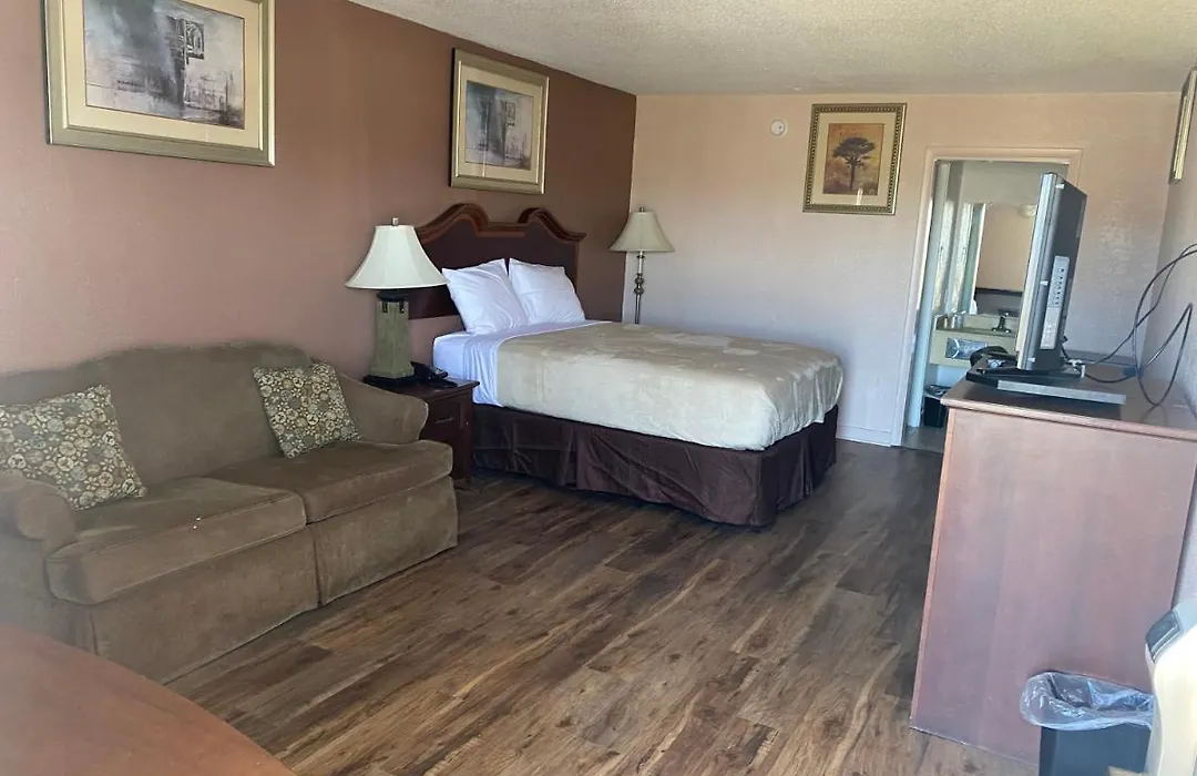 Luxury Inn-1