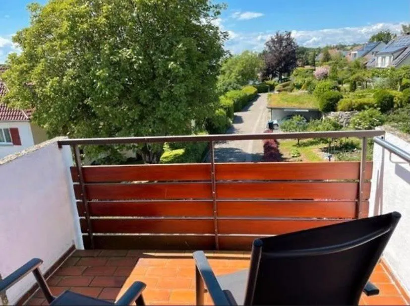 Ferienwohnung mit Seeblick-1