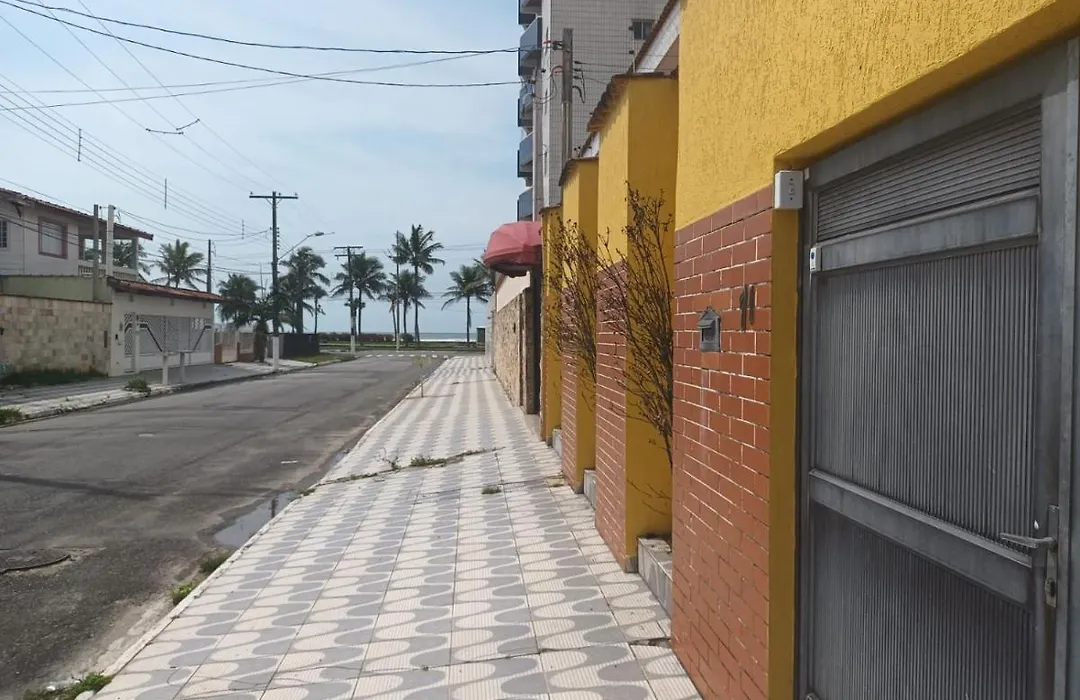 Real Beach House-1
