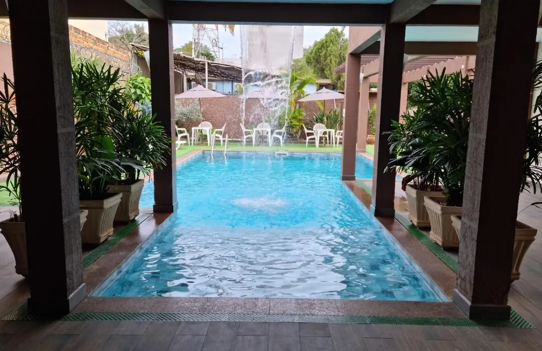 Hotel Rouver-1