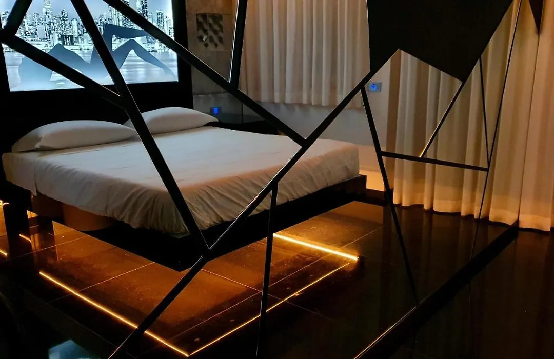 C rooms - Love Motel Monza-1