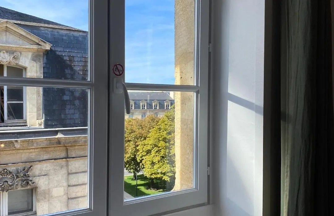 Hôtel Madame-1