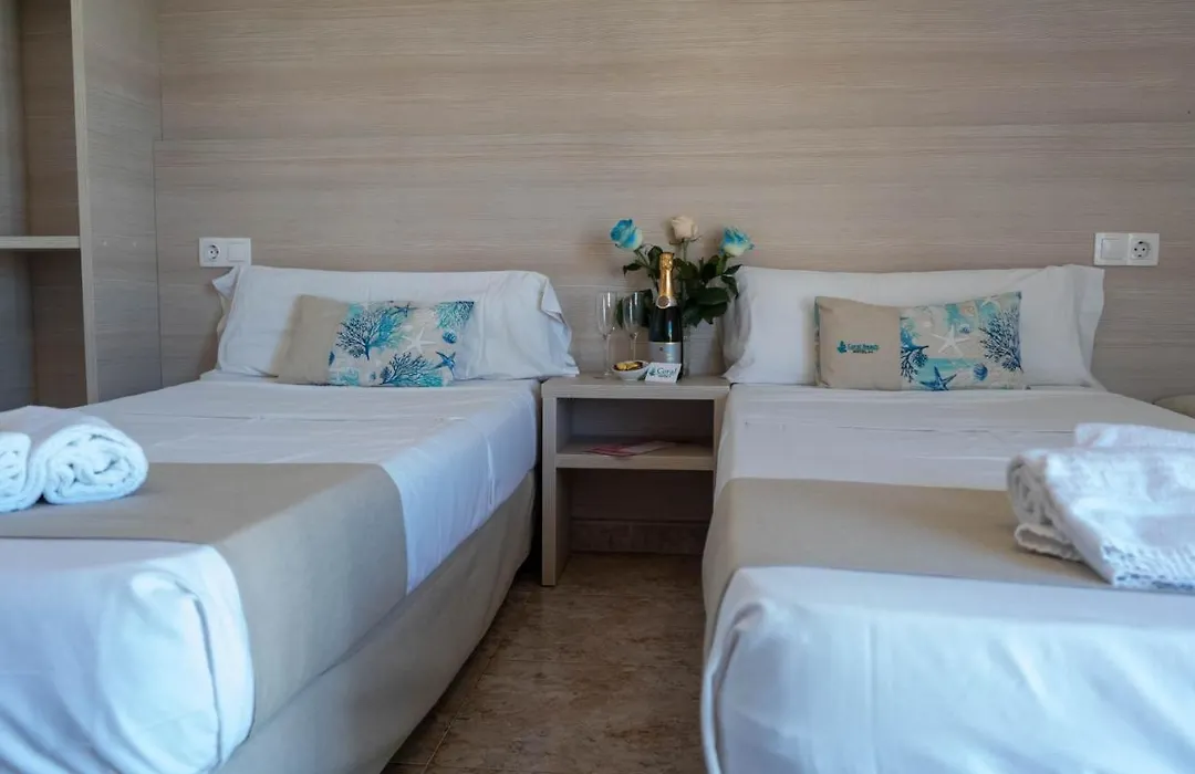 Coral Beach House & Food (Adults Only)-1