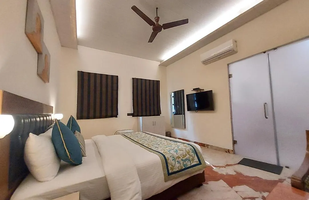 Hotel Green Castle-1