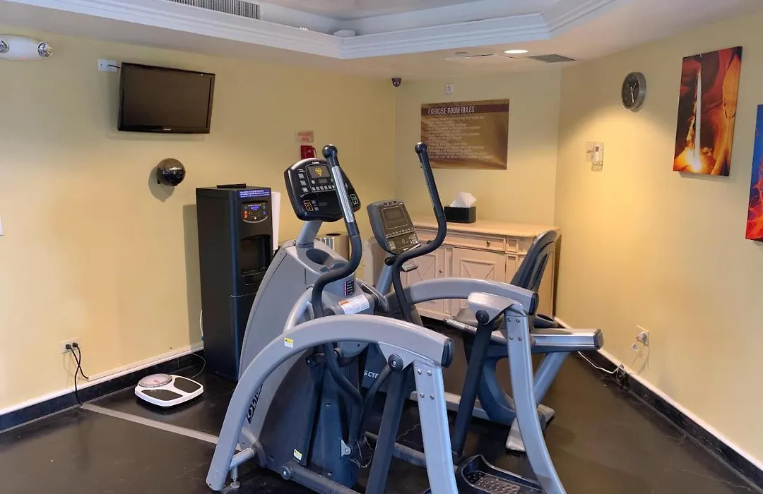 Vacation Rental Studios At Royal Garden Waikiki-1