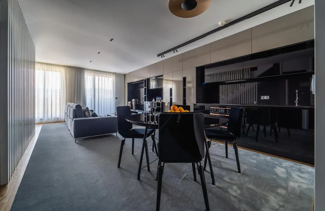 Lux Housing Seculo XXI-1