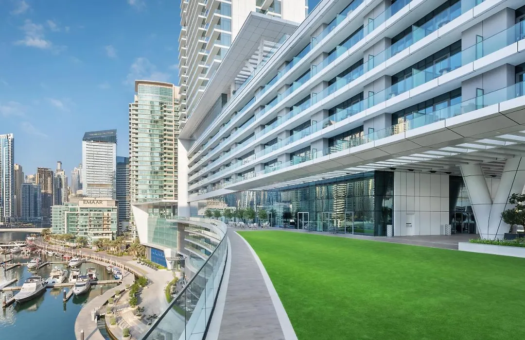 Vida Dubai Marina & Yacht Club-1