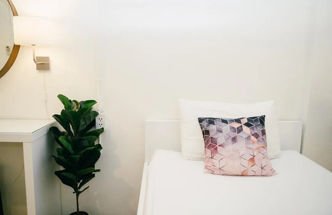 Hq Hostel Silom-1