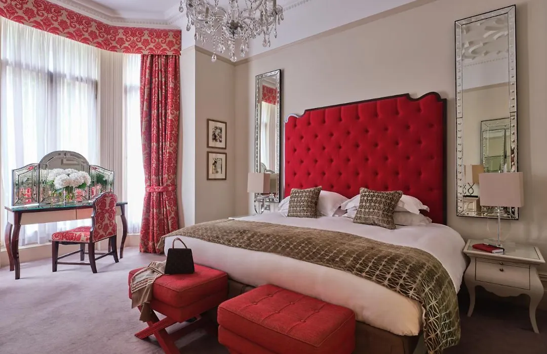 The Apartments By The Sloane Club-1