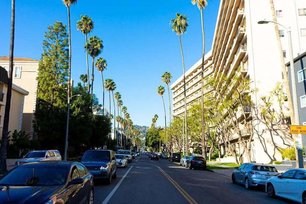 Luxury Beverly Hills Apartment-1