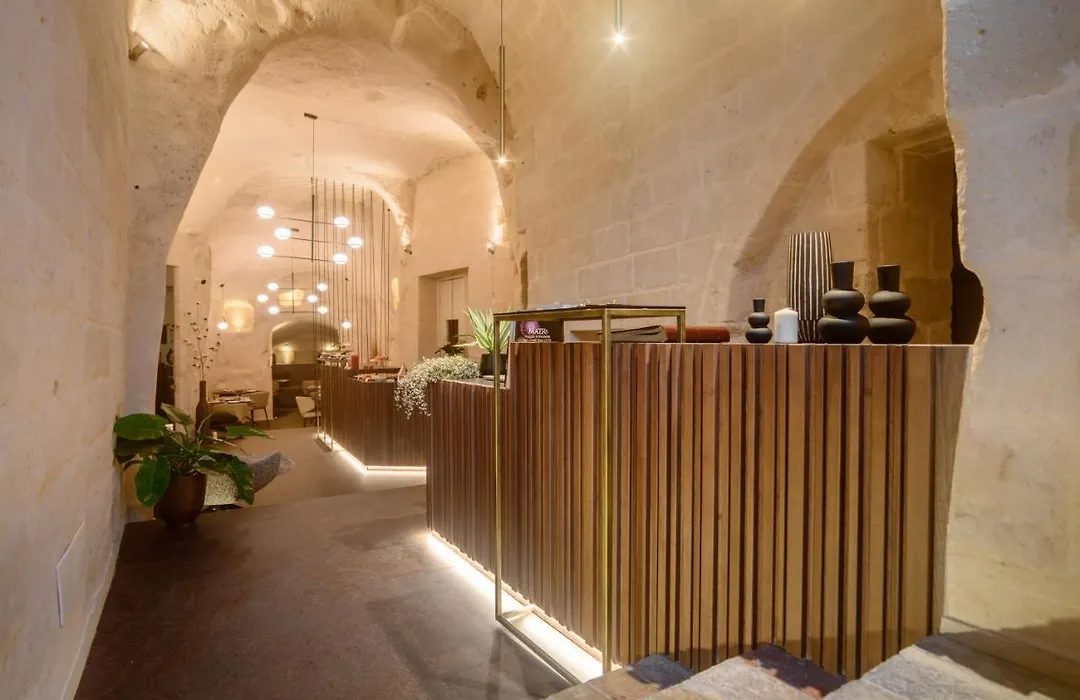 Le Malve Cave Retreat-1