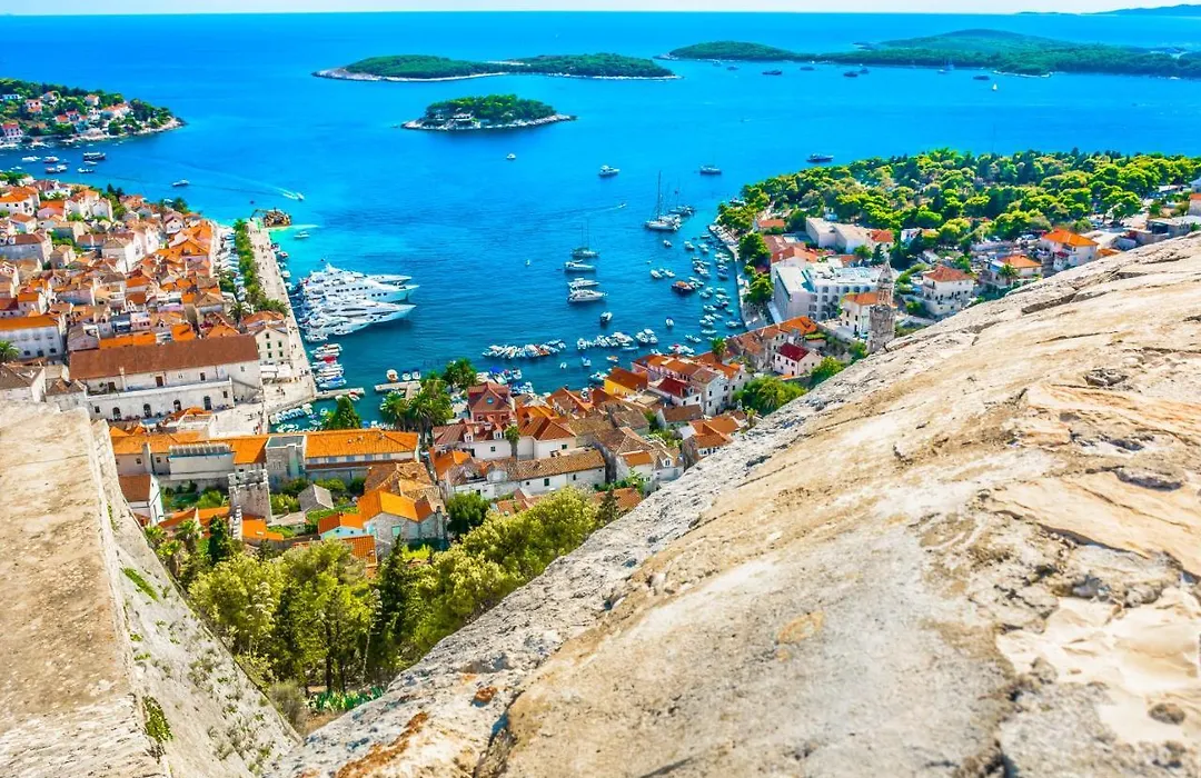 Beach Bay Hvar Hotel-1