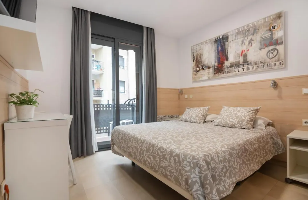 Hostal House-1
