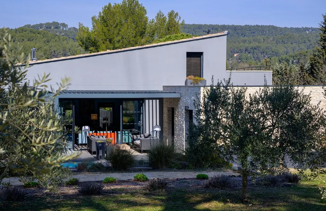 Maison-M AIX-1