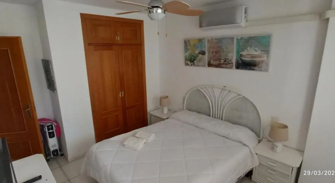 Apartamento Aquarium Park, 1ª linea de playa, piscina privada, aire acondicionado y wifi de alta velocidad-1
