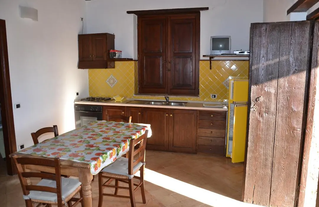 Agriturismo Le Favate-1