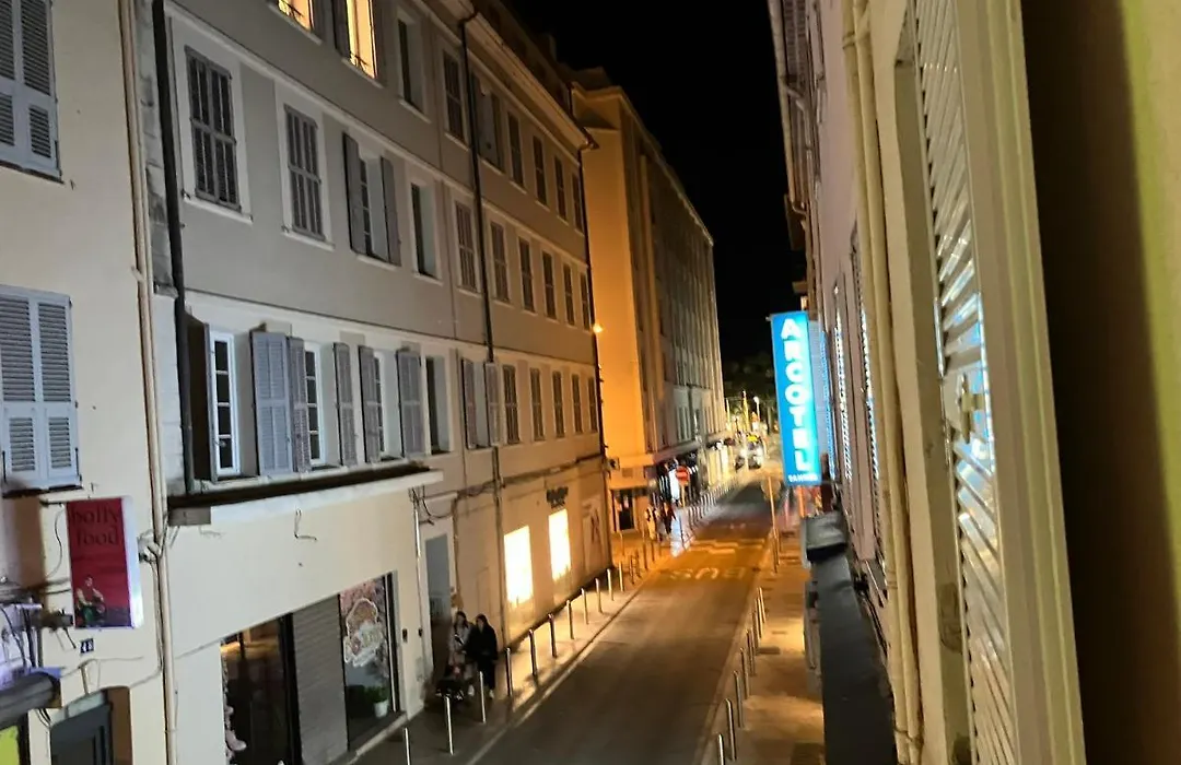 Arcotel Cannes 4 Minutes Du Palais Des Festivals - New Management New Team - Old Revievv-1