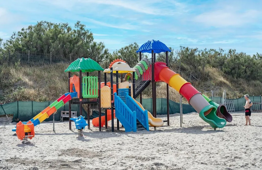 Camping Atlanta & Mediterraneo Family Village-1