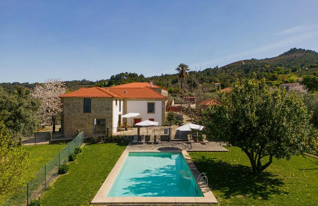 Casas De Vila Pouca-1