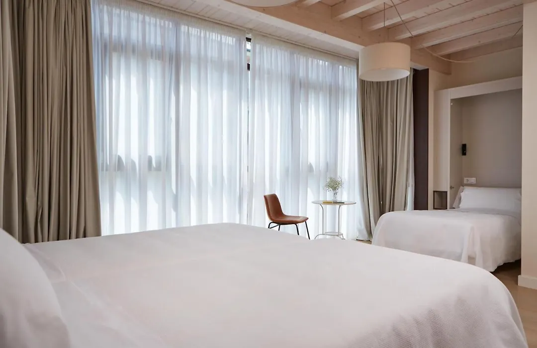 Hotel Trina 20-1