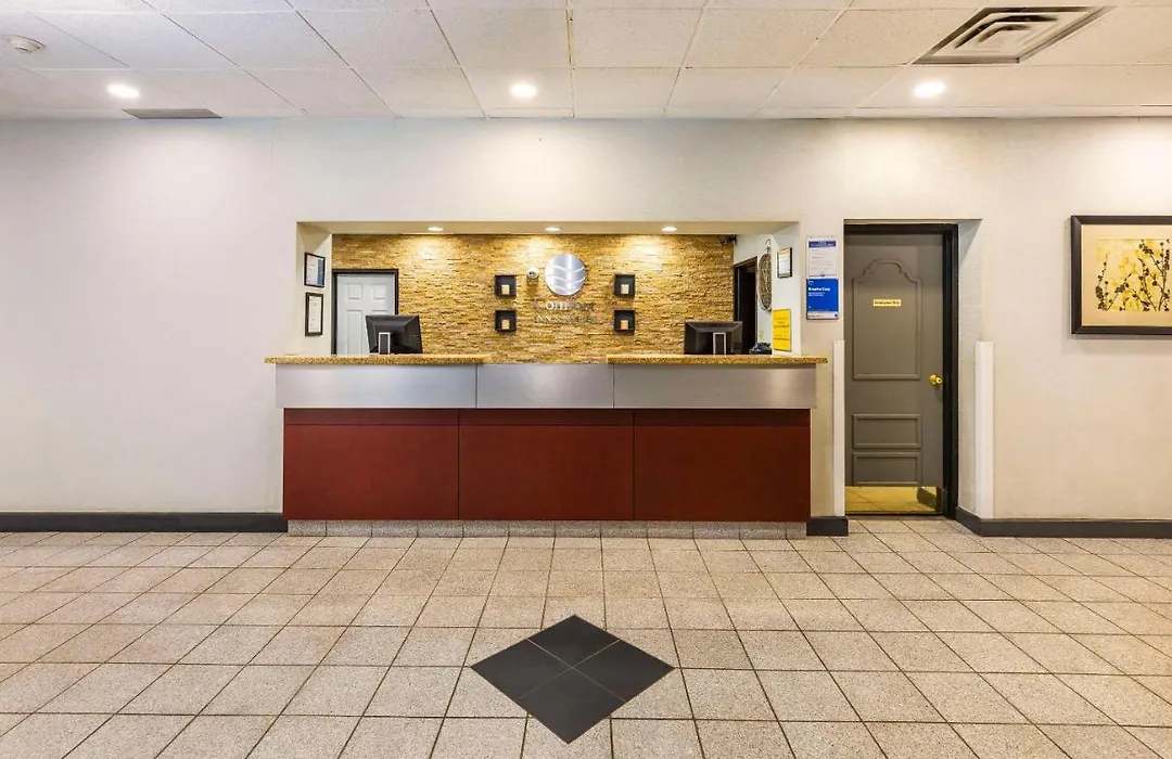 Comfort Inn & Suites-1
