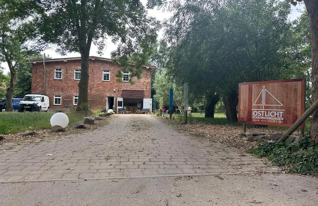 Ferienwohnungen Poppelvitz-1