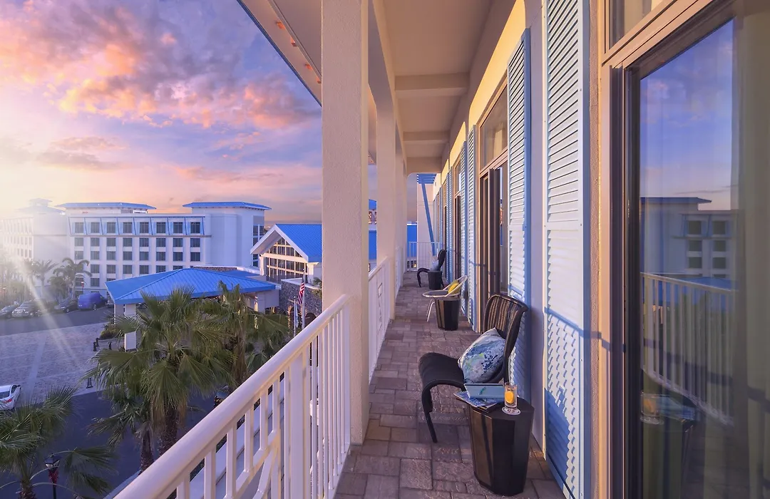 Universal'S Loews Sapphire Falls Resort-1
