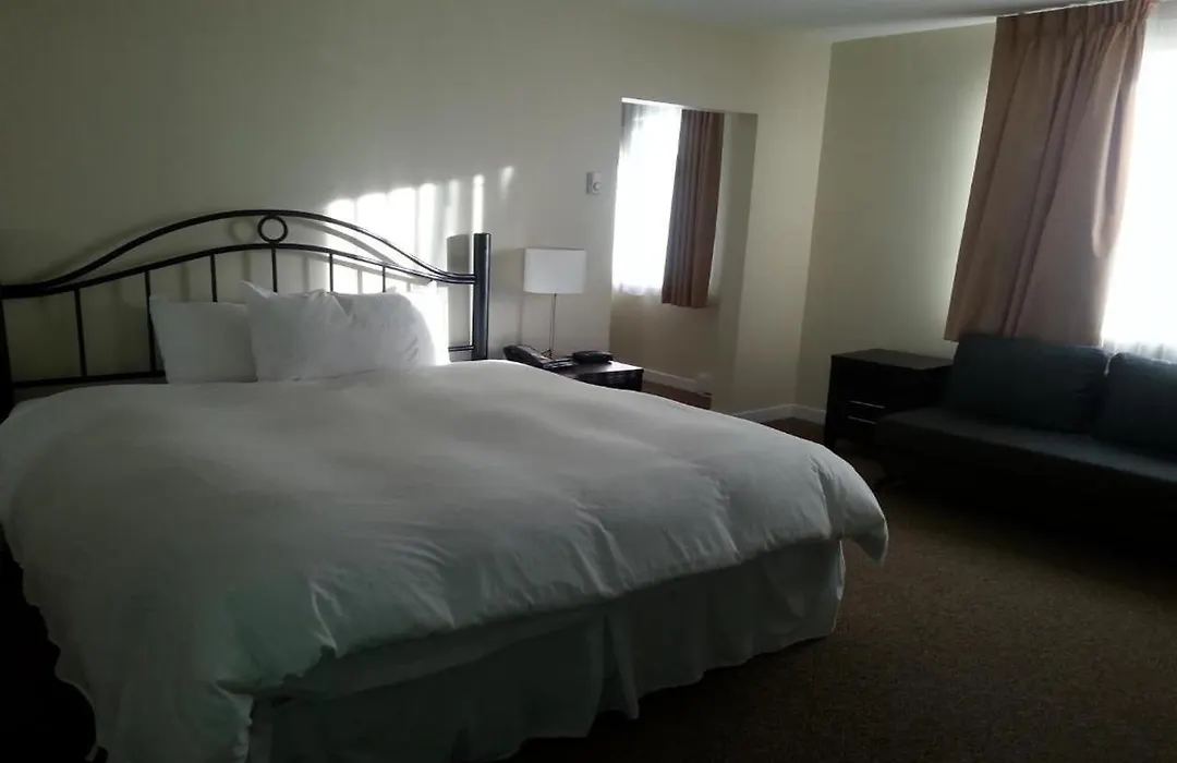 Barclay Hotel-1