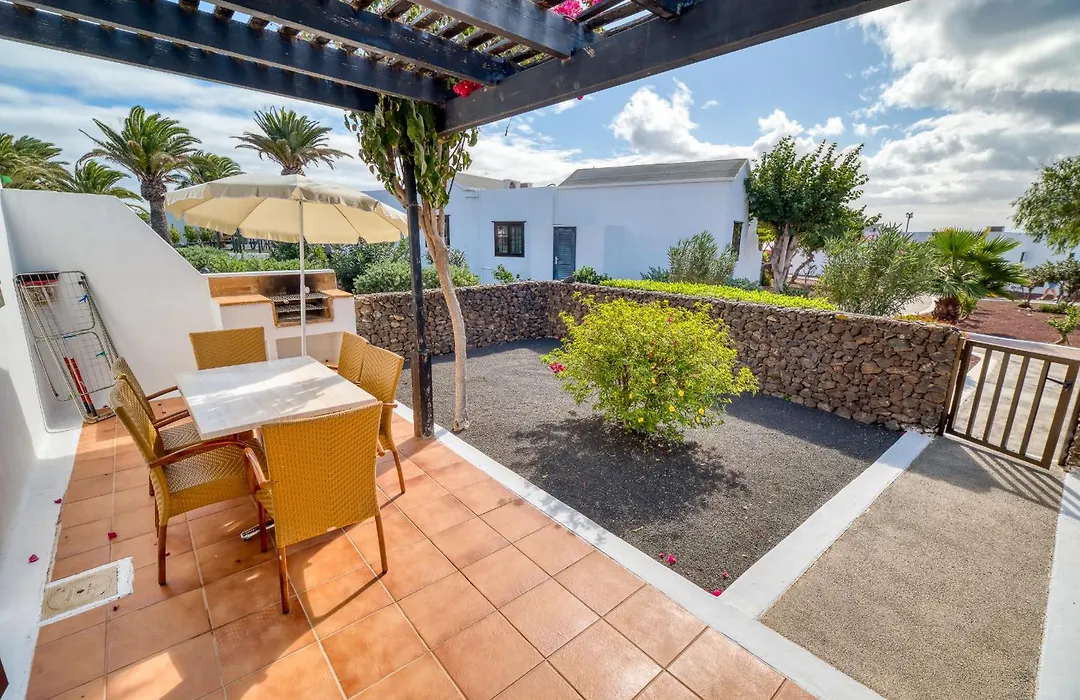 Ona Las Casitas-1