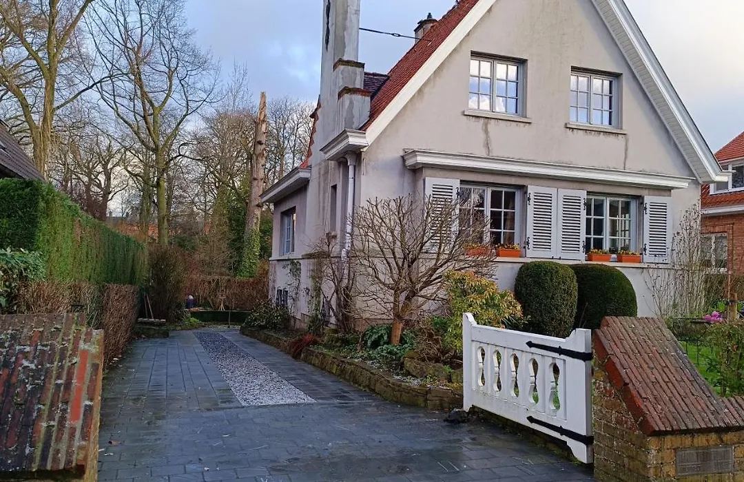 Hidden Gem Centre Of Bruges Free Parking-1