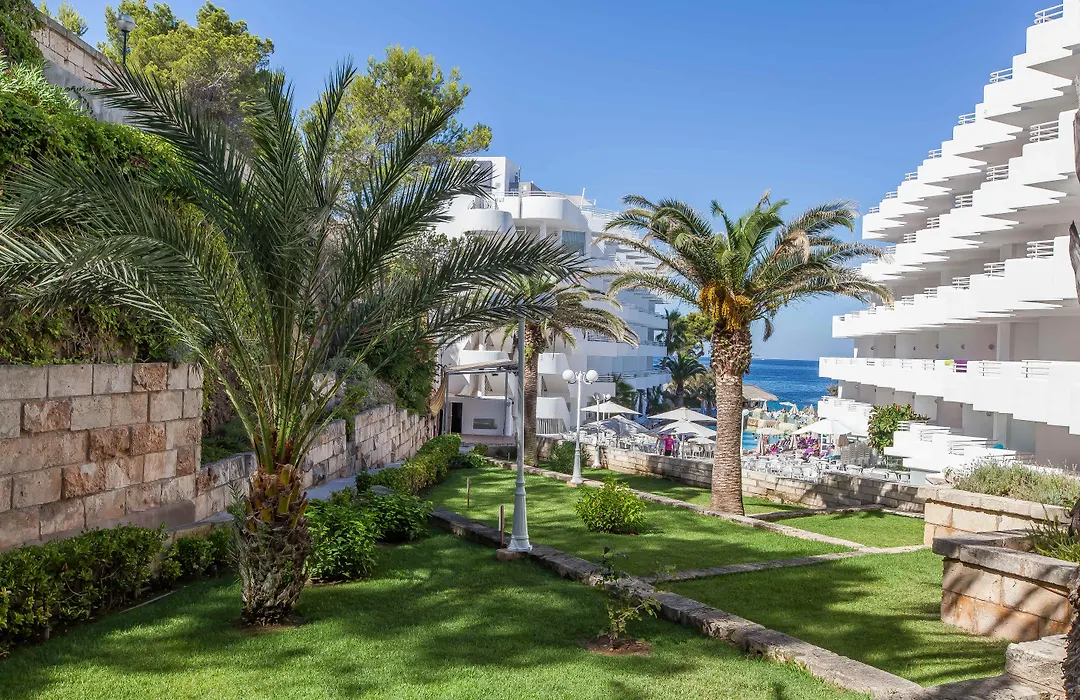 Fergus Style Cala Blanca Suites-1