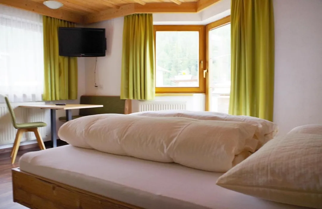 Hotel Edi-1
