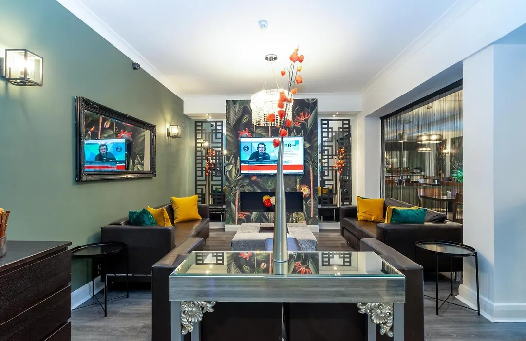 Croft Court Hotel-1