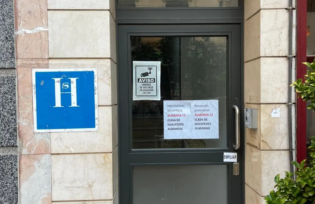 Hostal Las Vegas-1