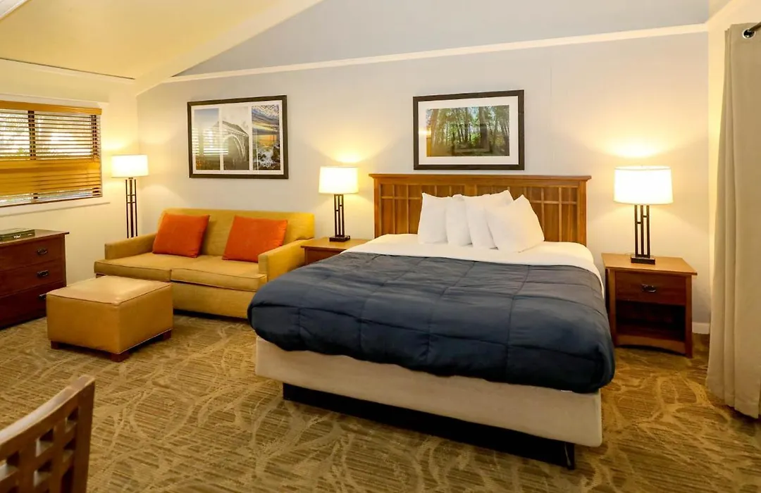 Big Sur Lodge-1