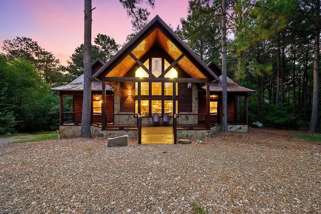 Iron Horse Lodge Sleeps 18, Games, Fire Pit, Hot Tub, Ev, More-1