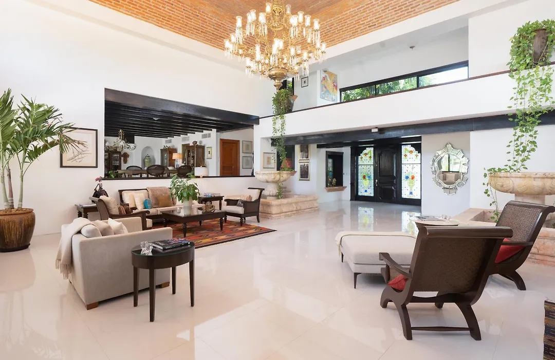 Villa Albatros Oceanfront Luxury Hotelzone-1