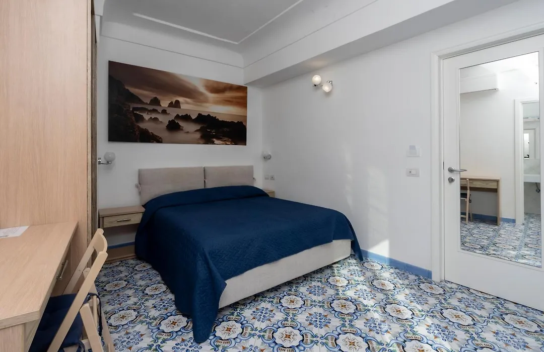 Guest House La Piazzetta-1
