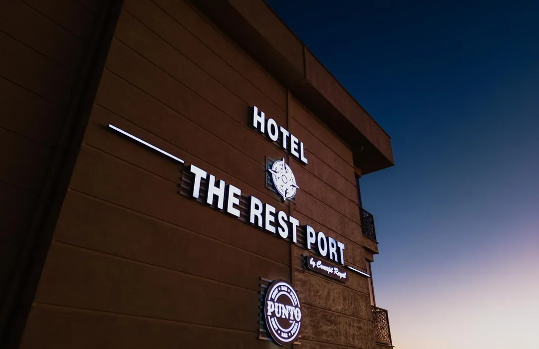The Rest Port Hotel-1