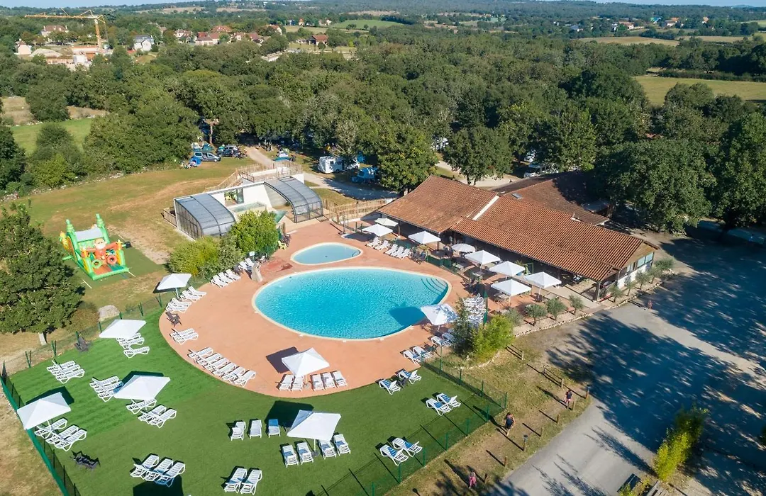 Camping Les Cigales Rocamadour-1