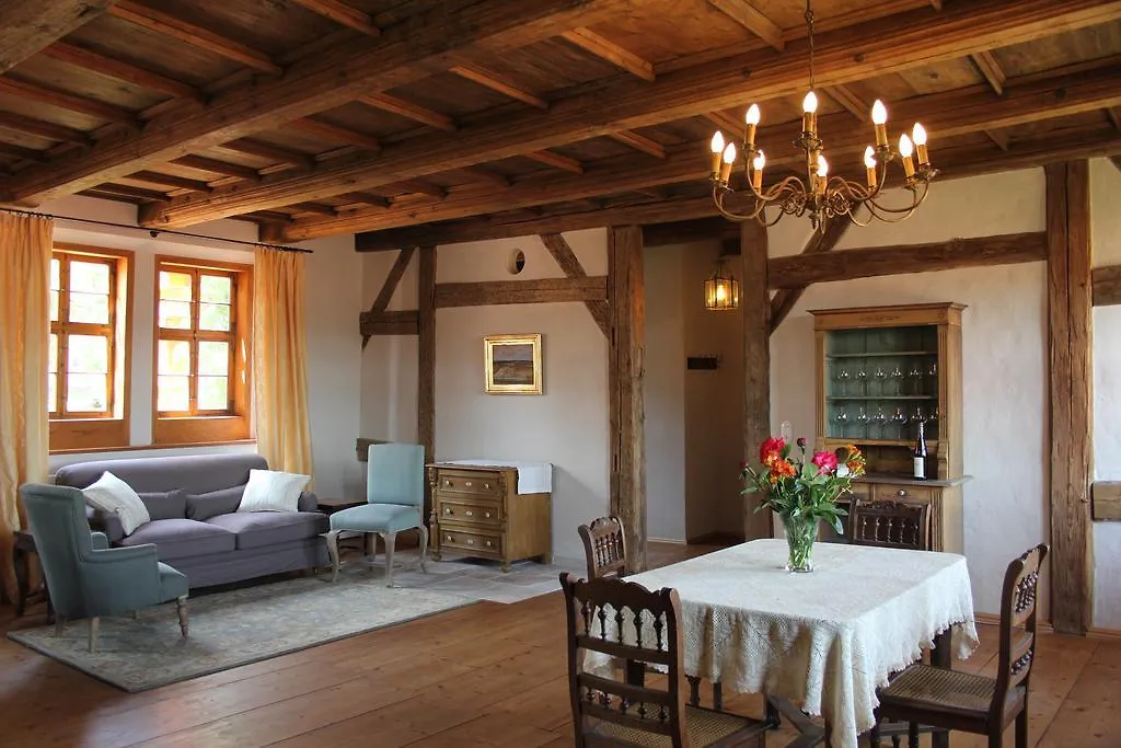Domherrenhaus Meissen-1